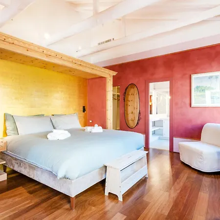 Di Lusso Con Terrazza Sull'acqua Villa *