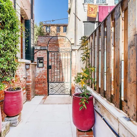 فيلة Di Lusso Con Terrazza Sull'acqua