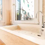 别墅 Di Lusso Con Terrazza Sull'acqua