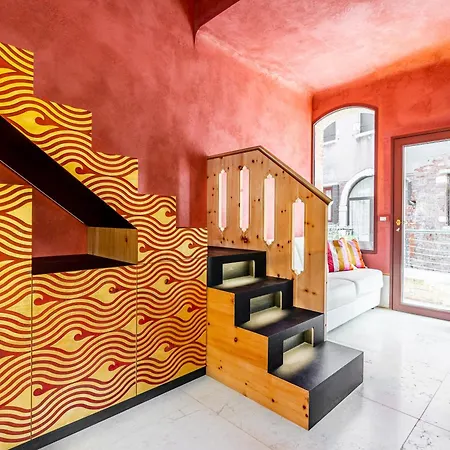 Di Lusso Con Terrazza Sull'acqua ヴィラ